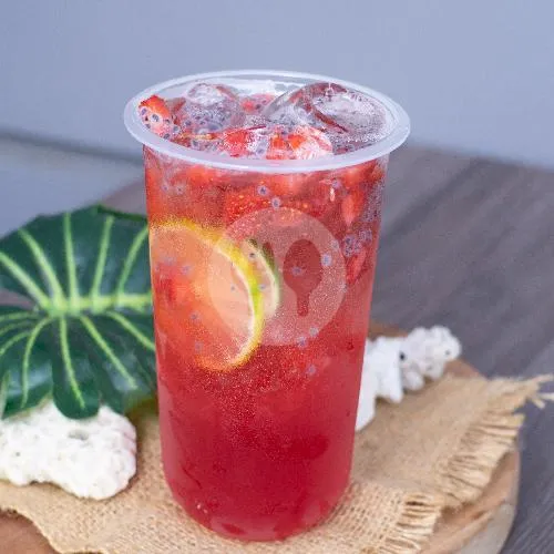 Strawberry Tea